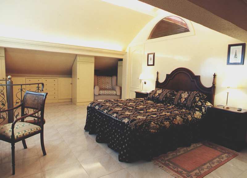 hotel itc ciudad de haro