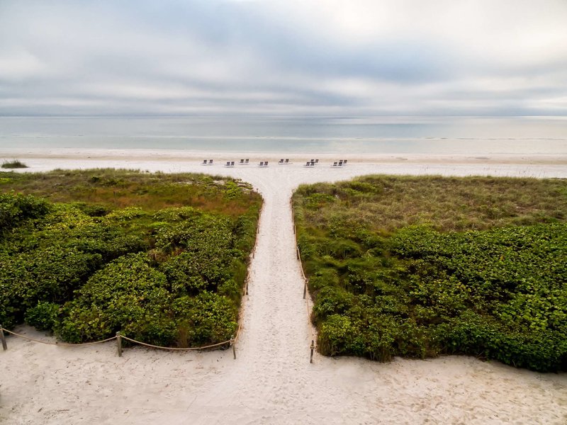 sanibel island beach resort
