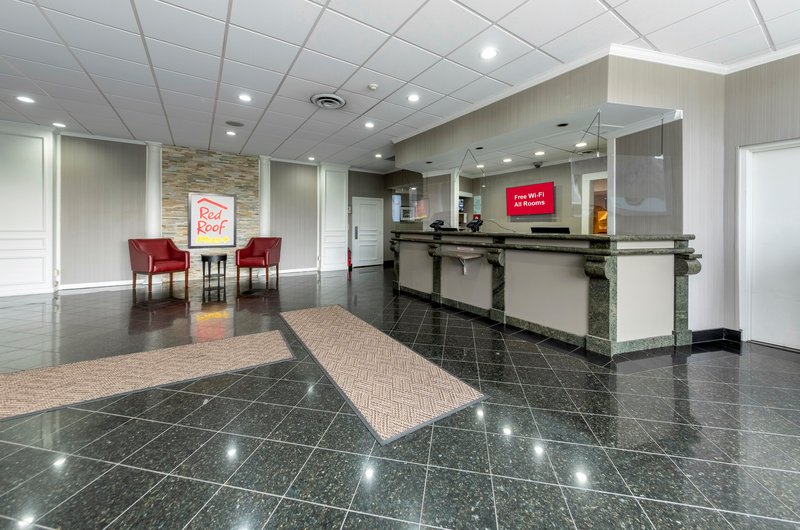 red roof inn plus newark liberty airport carteret