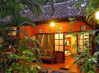 Pondok Sari Beach & Spa Resort,Gerokgak>>Bali,3 star