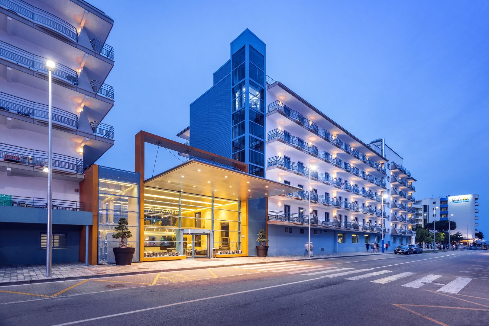 hotel alhambra