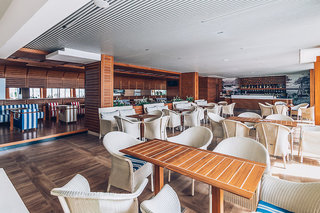 carine hotel delfin