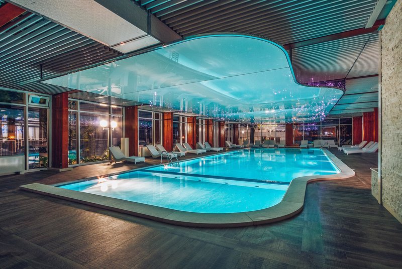 carine hotel delfin