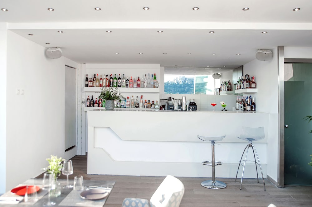 athenaeum eridanus luxury hotel