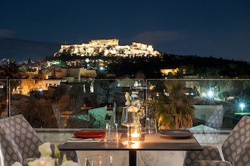 athenaeum eridanus luxury hotel