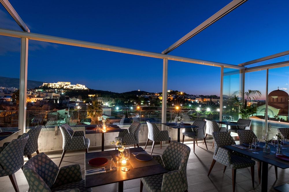 athenaeum eridanus luxury hotel