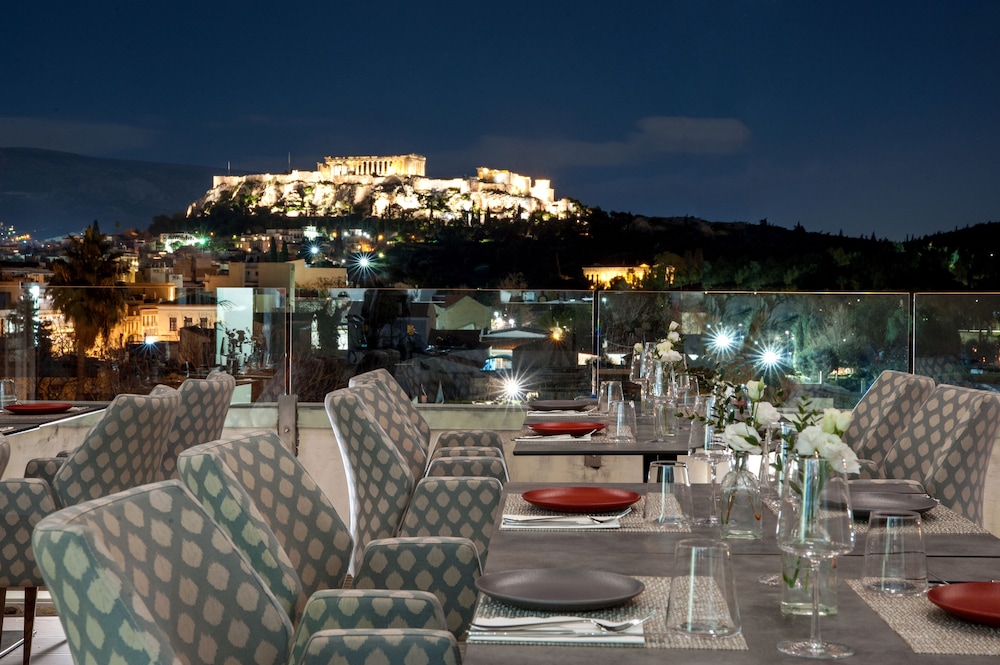 athenaeum eridanus luxury hotel