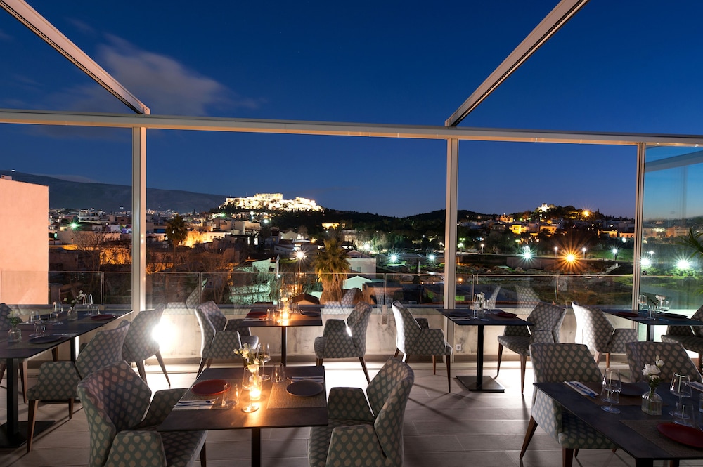 athenaeum eridanus luxury hotel
