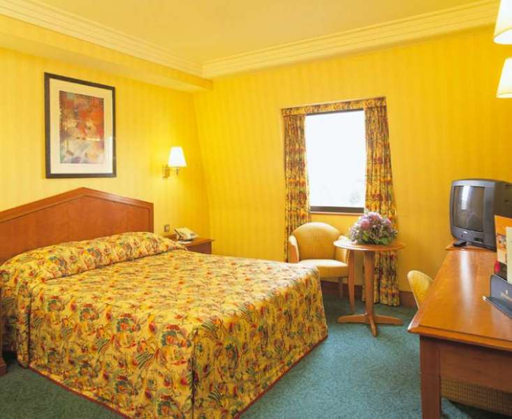 travelodge london kings cross royal scot hotel
