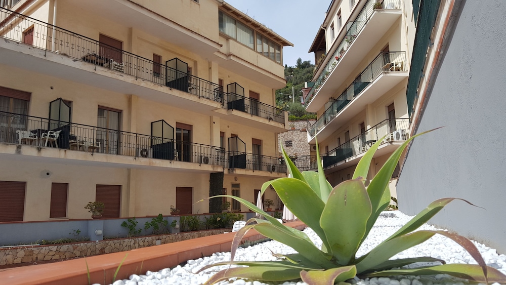 hotel soleado