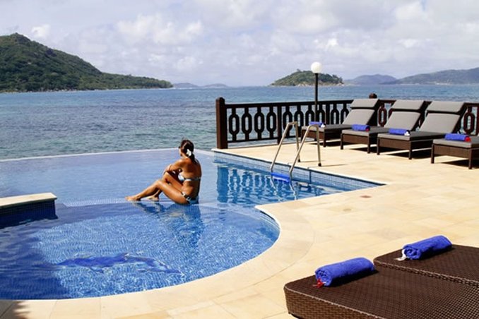 Colibri Guest House,Baie Sainte Anne>>Anse Volbert Village,3 star