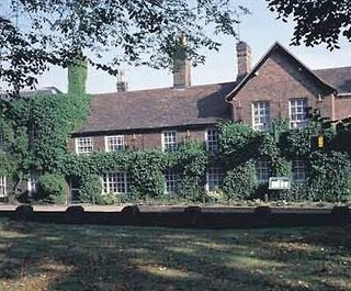 Old Palace Lodge Hotel,Bedfordshire>>Bedford,3 star