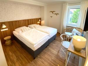 Hotel Deutsches Haus,Near A Train Station,3 star