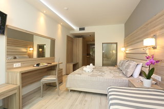 Dionysos Hotel & Suites,,3 star