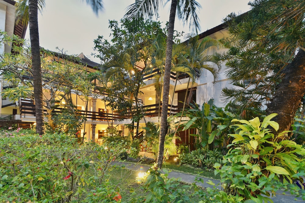 sari bunga hotel