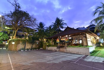 sari bunga hotel
