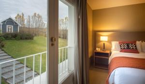 Los Ponchos Hotel,Lago Argentino>>El Calafate,4 star