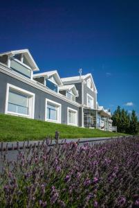 Los Ponchos Hotel,Lago Argentino>>El Calafate,4 star