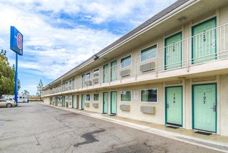 Motel 6 Anaheim, Ca - Fullerton East,Los Angeles>>Anaheim,2 star