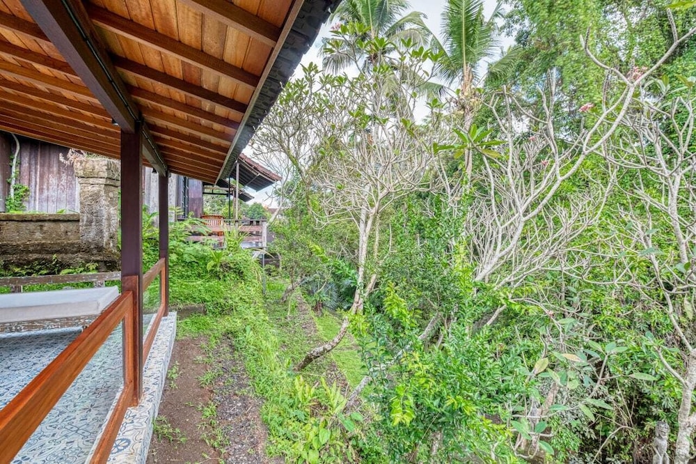 ubud sari health resort