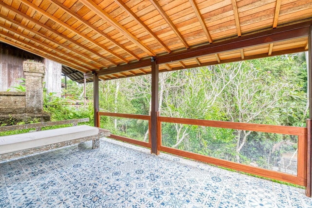 ubud sari health resort