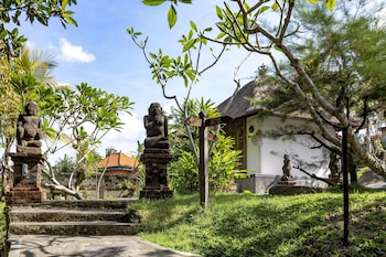 ubud sari health resort