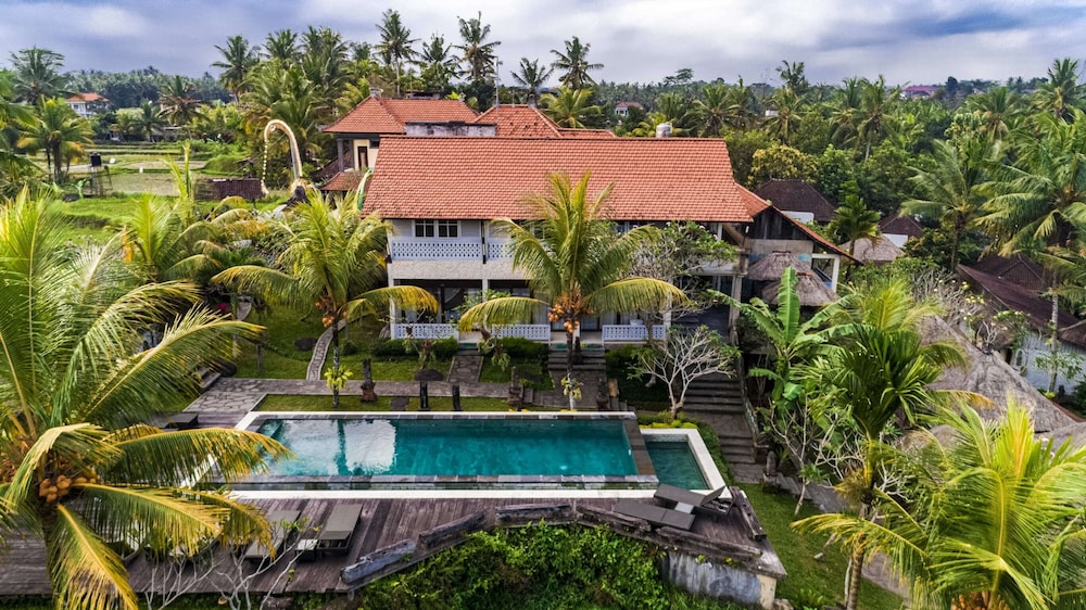 ubud sari health resort