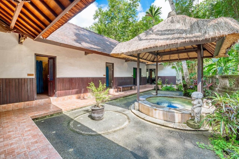 ubud sari health resort