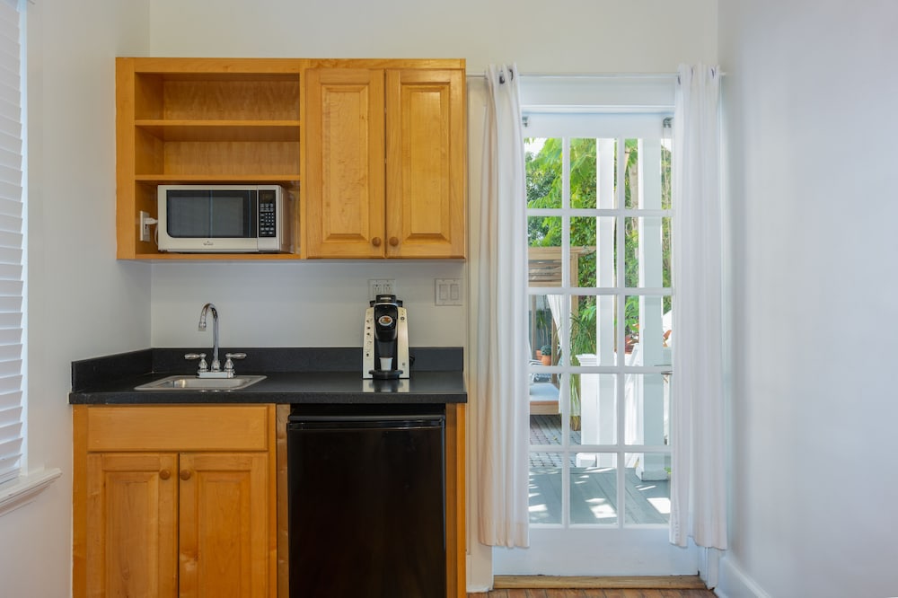 the cabana inn key west adults only