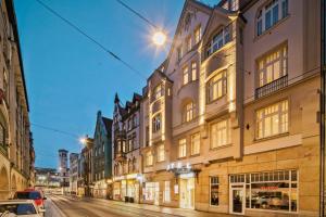 Hotel-Img