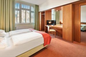 Hotel-Img