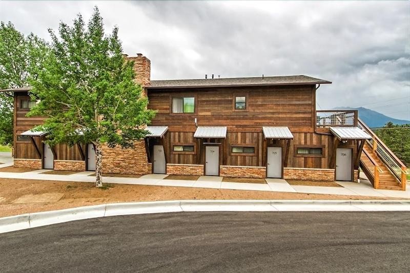 coyote mountain lodge