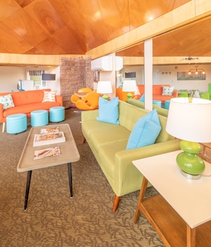 coyote mountain lodge