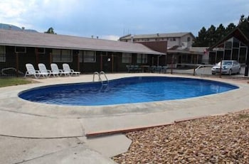 coyote mountain lodge