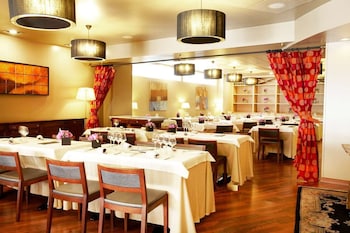 grand plaza hotel and wellness