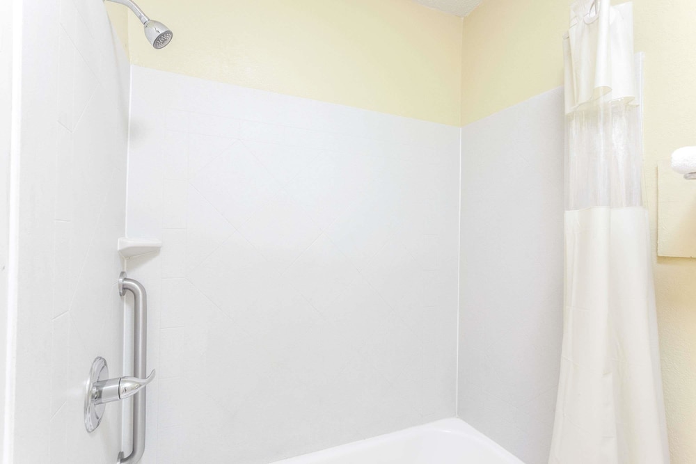 days inn by wyndham yazoo city