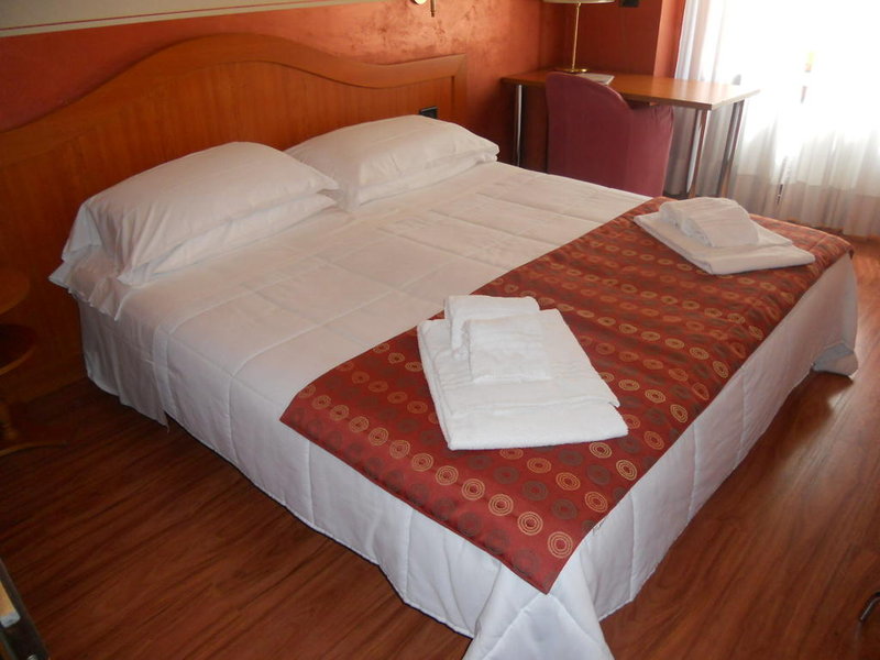 hotel amadeus torino