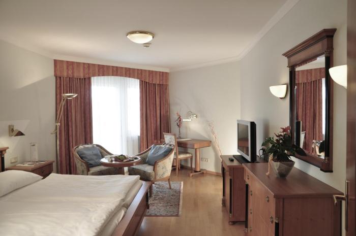 reduce hotel thermal adults only