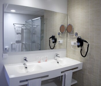 hotel apartamentos cala santanyi