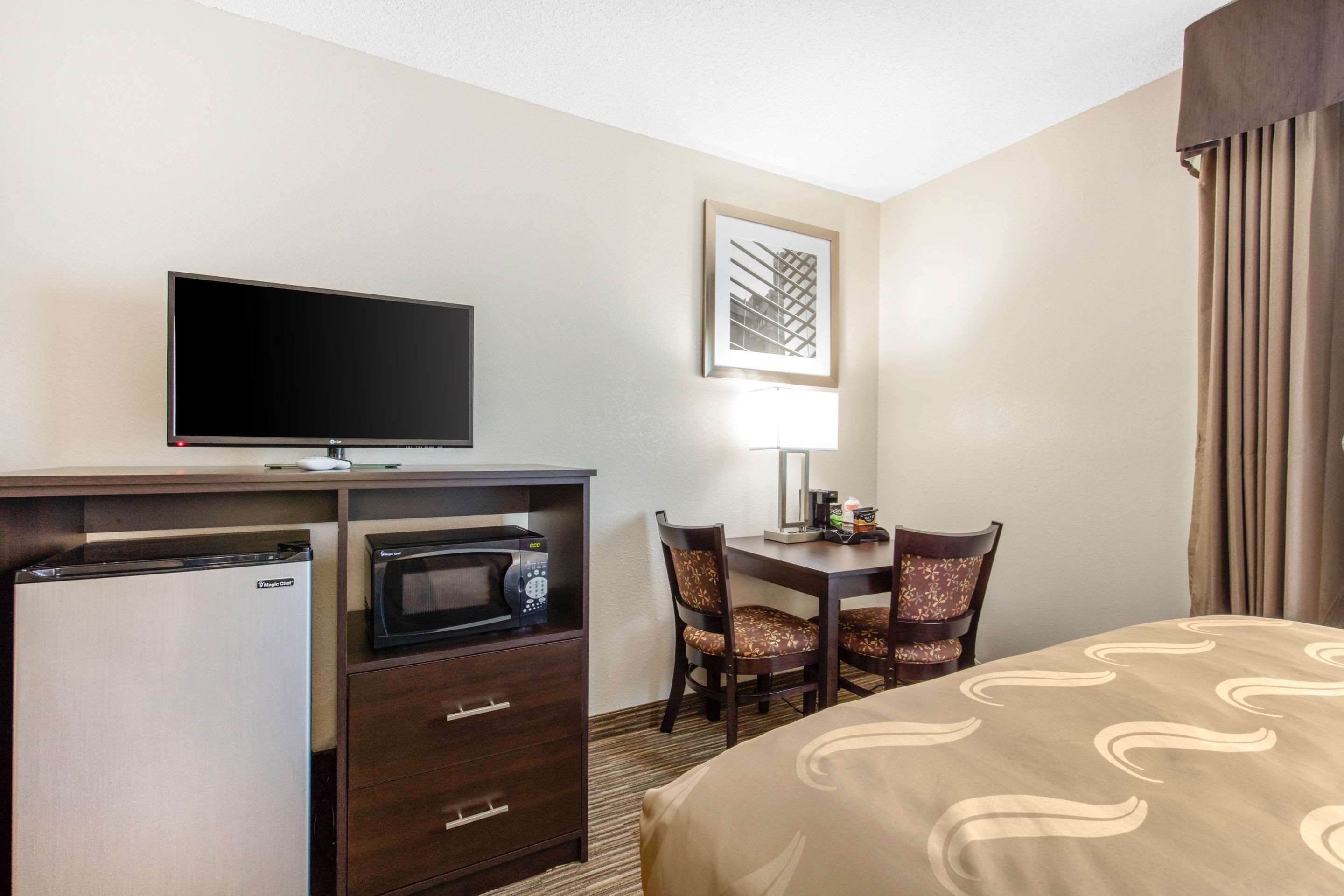quality inn and suites metropolis i 24