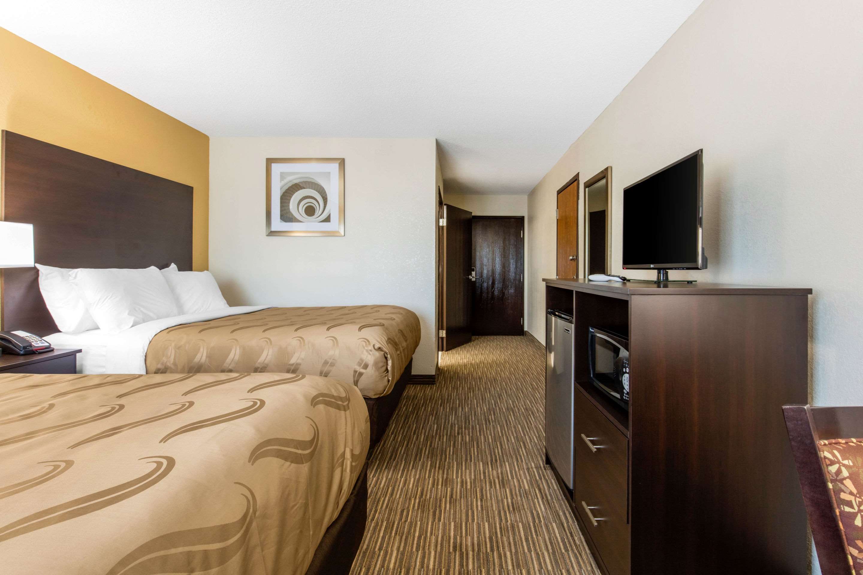 quality inn and suites metropolis i 24