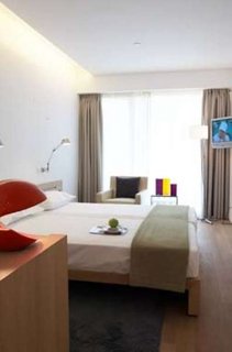 fresh hotel