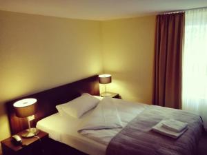 Hotel Mercedes,Cologne>>Bonn,3 star