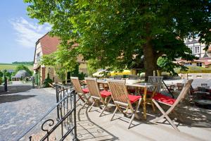 Resort Schloss Auerstedt,Near Toskana Therme,3 star