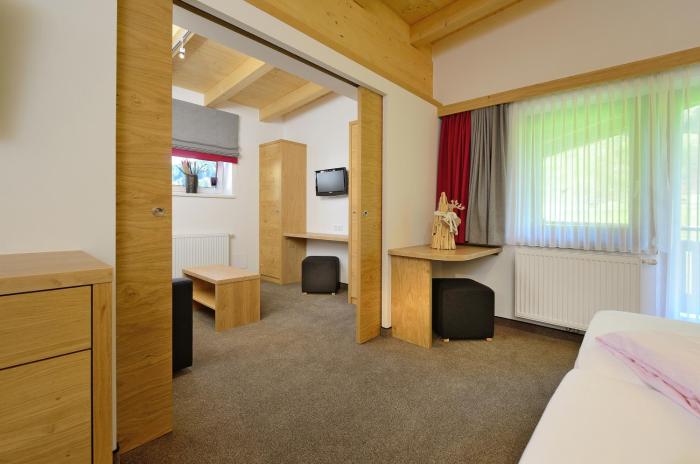 ski and bike hotel wiesenegg