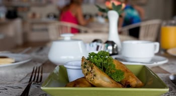 seminyak square hotel and villas