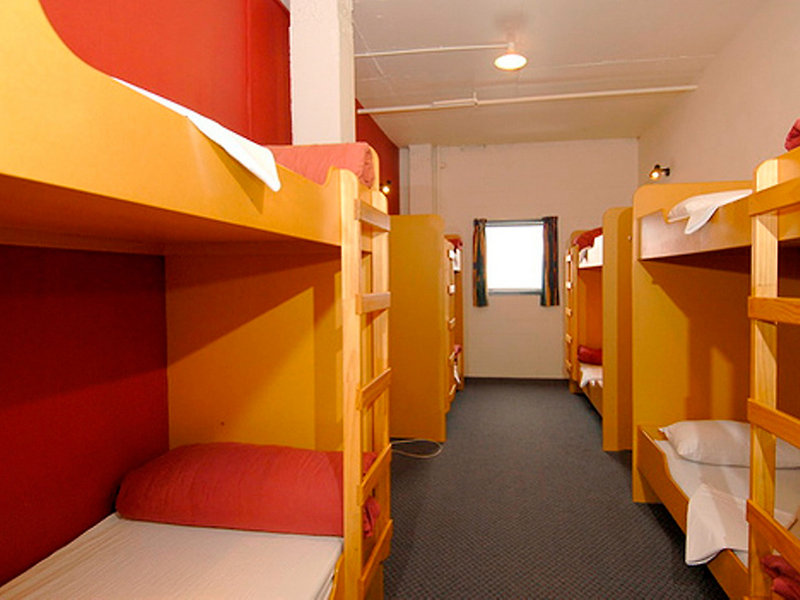 rock solid backpackers rotorua