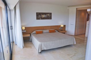 Ohtels Les Oliveres,El Perello>>Costa Daurada,4 star