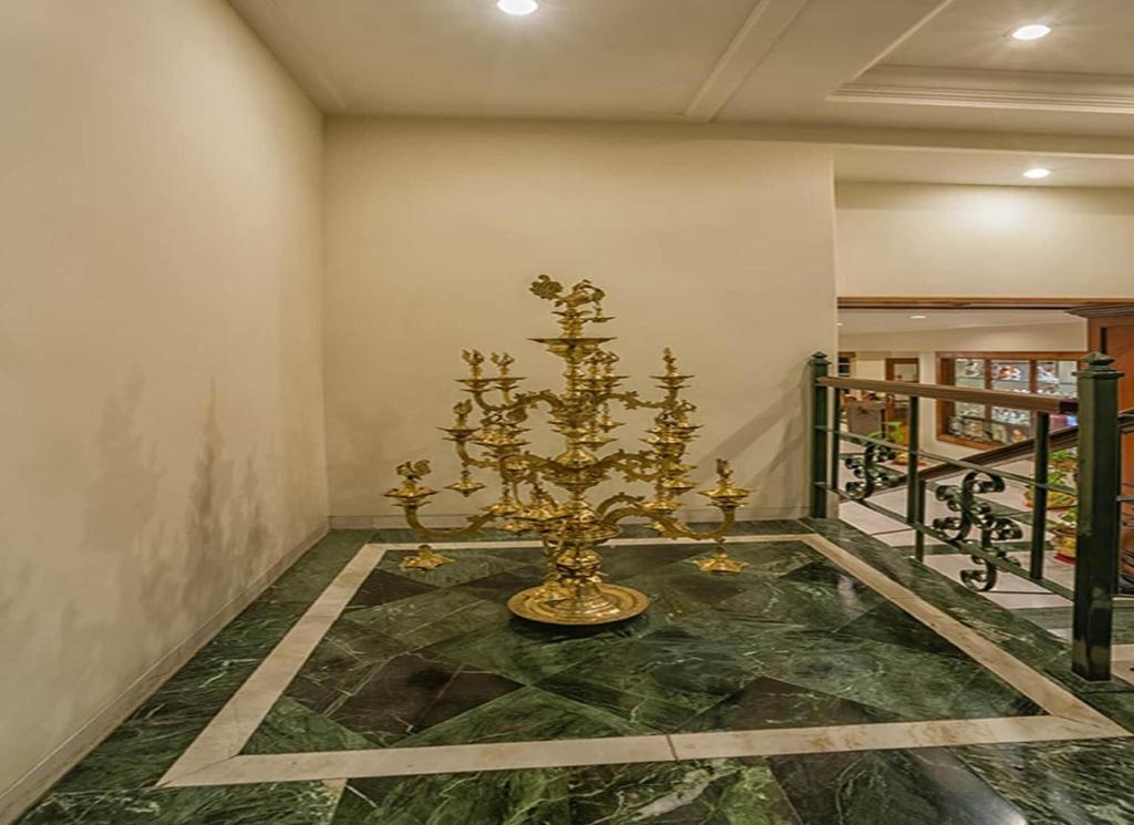 renest shraddha inn shirdi