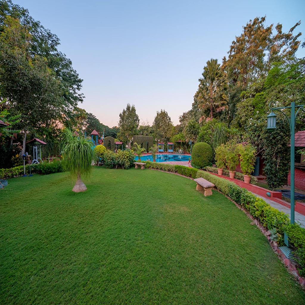 renest shraddha inn shirdi